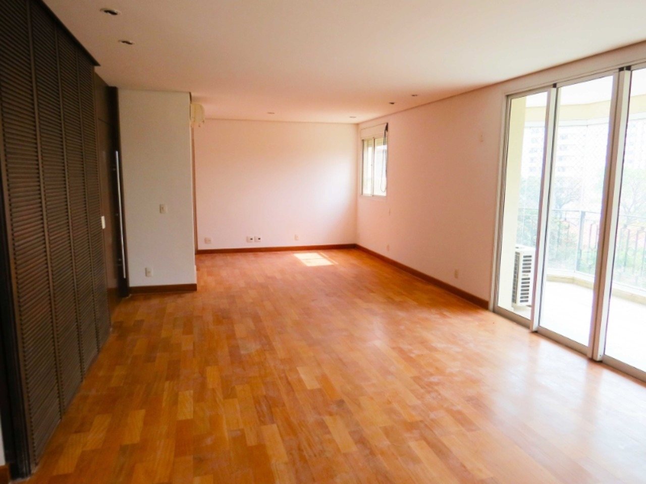Apartamento com 4 quartos à venda, 193m² em Rua Barão de Jaceguai, Campo Belo, São Paulo, SP