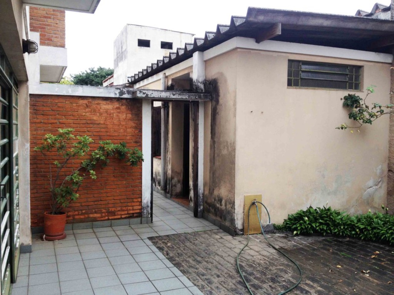 Sobrado com 4 quartos à venda, 251m² em Avenida Nossa Senhora do Sabará, Jardim Campo Grande, São Paulo, SP