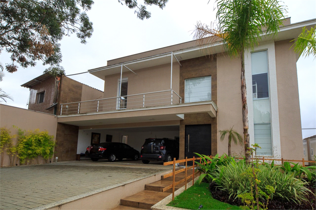 Sobrado com 5 quartos à venda, 587m² em Rua Tomé Portes, Brooklin Paulista, São Paulo, SP