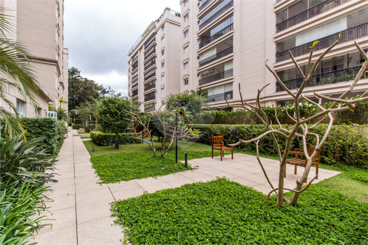 Cobertura com 3 quartos à venda, 206m² em Rua Doutor Artur Orlando Silva, Alto da Boa Vista, São Paulo, SP