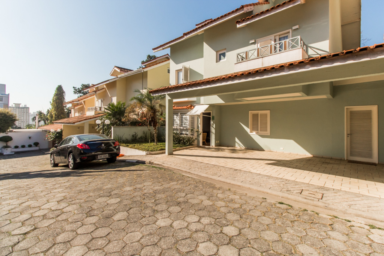 Casa com 4 quartos à venda, 372m² em Rua Manuel José Gomes, Jardim Prudência, São Paulo, SP
