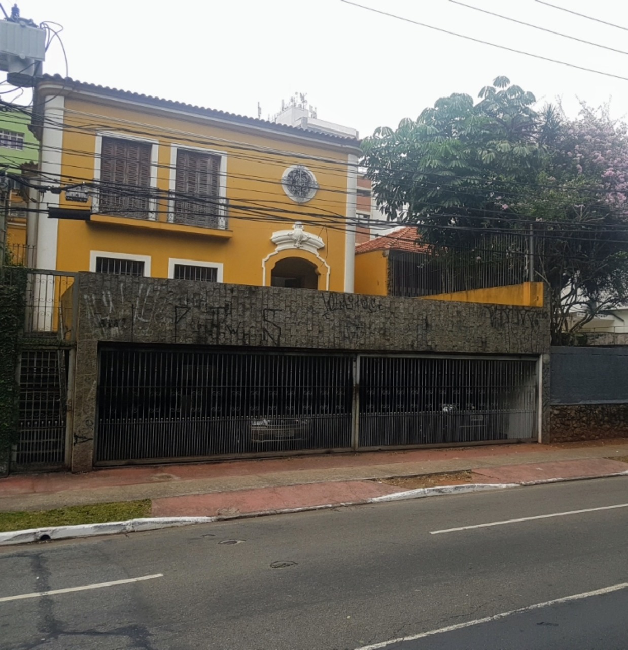 Sobrado com 4 quartos à venda, 760m² em Alto da Boa Vista, São Paulo, SP