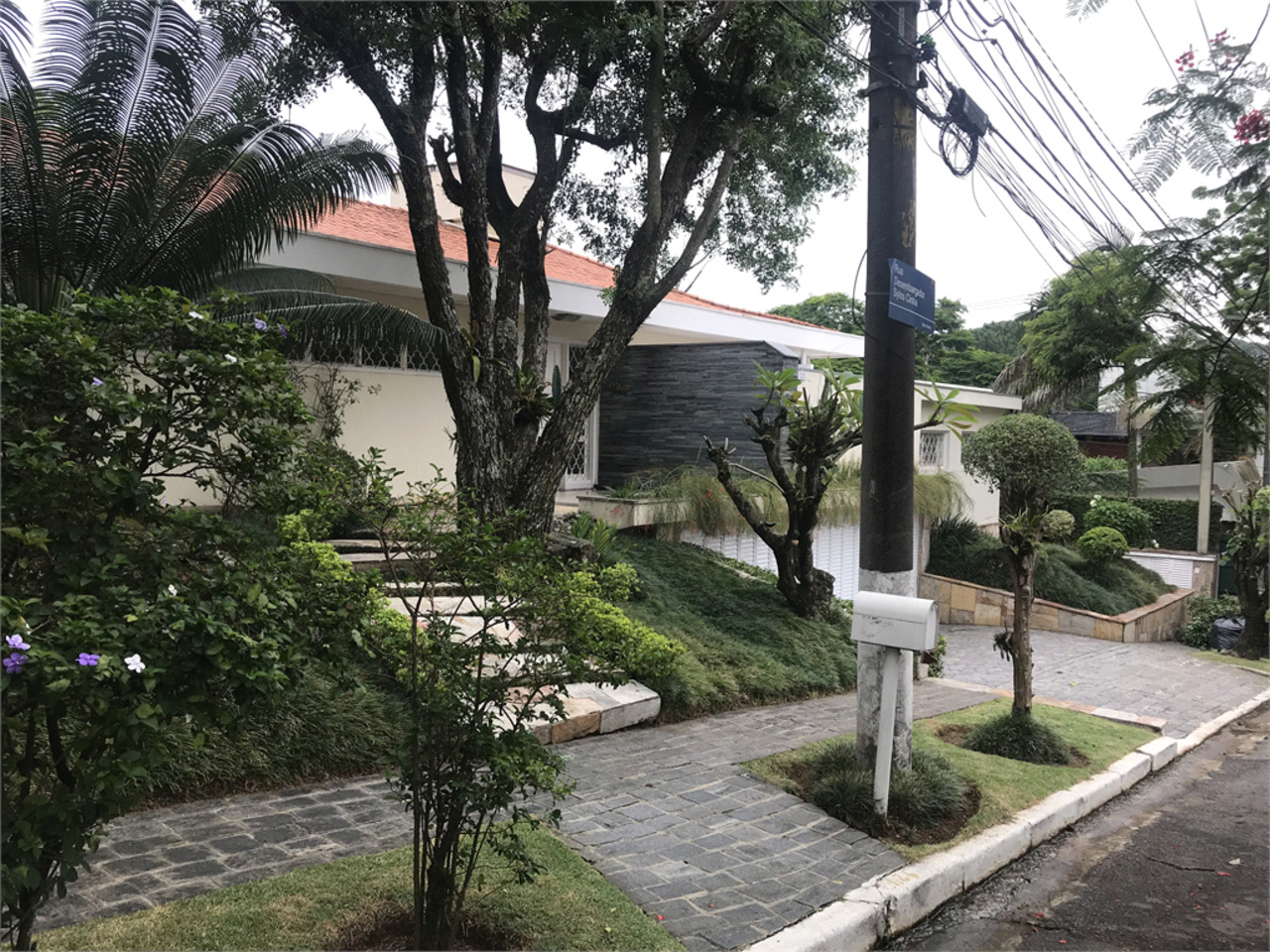 Casa com 4 quartos à venda, 621m² em Rua Maria Luísa de Andrade Martins Roque, Jardim Cordeiro, São Paulo, SP