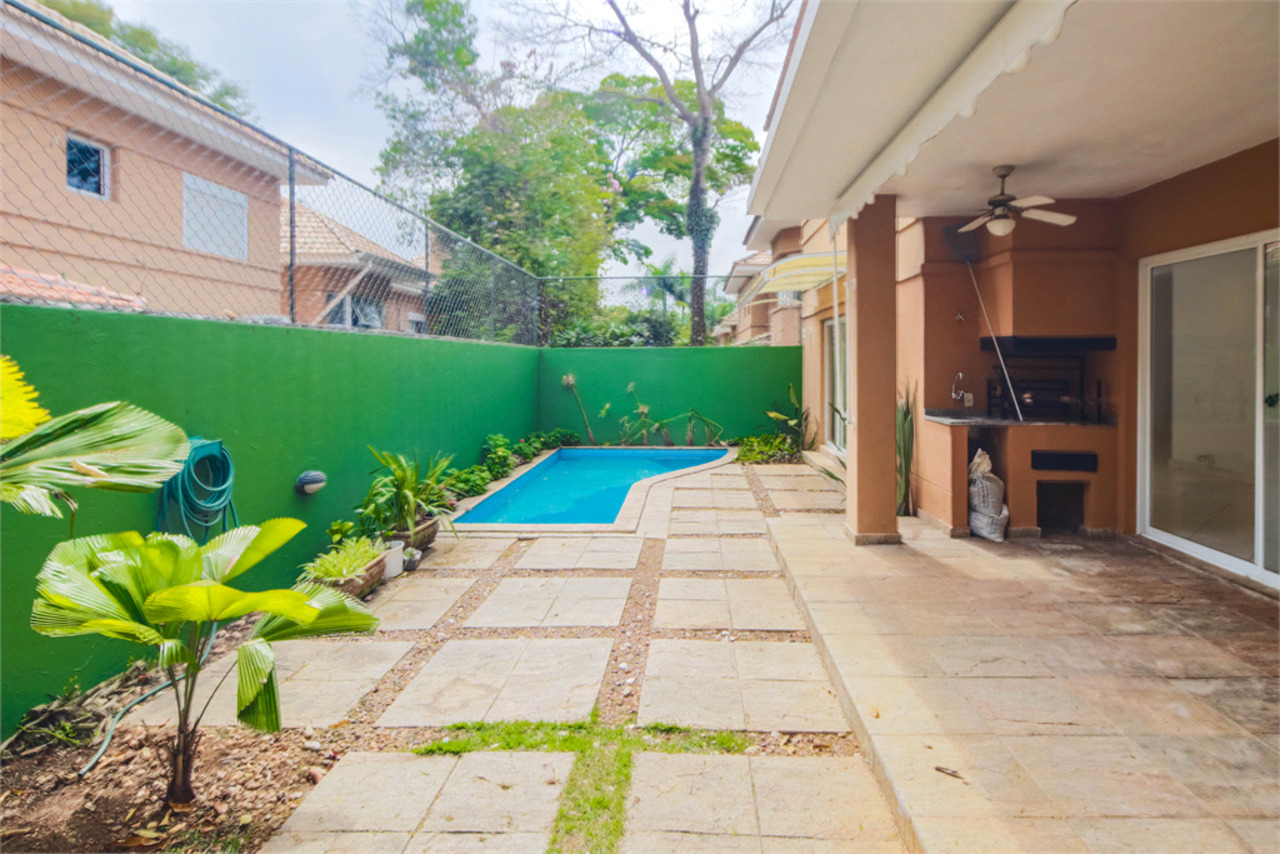 Casa com 4 quartos à venda, 518m² em Rua Heron Domingues, Jardim Cordeiro, São Paulo, SP