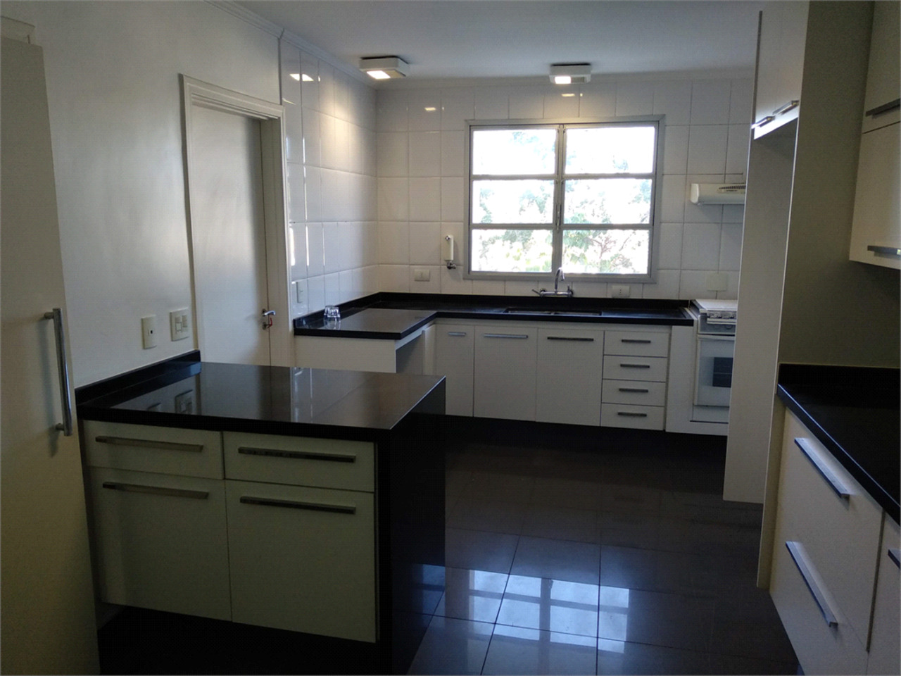 Apartamento com 3 quartos à venda, 132m² em Rua Coronel Luís Barroso, Alto da Boa Vista, São Paulo, SP