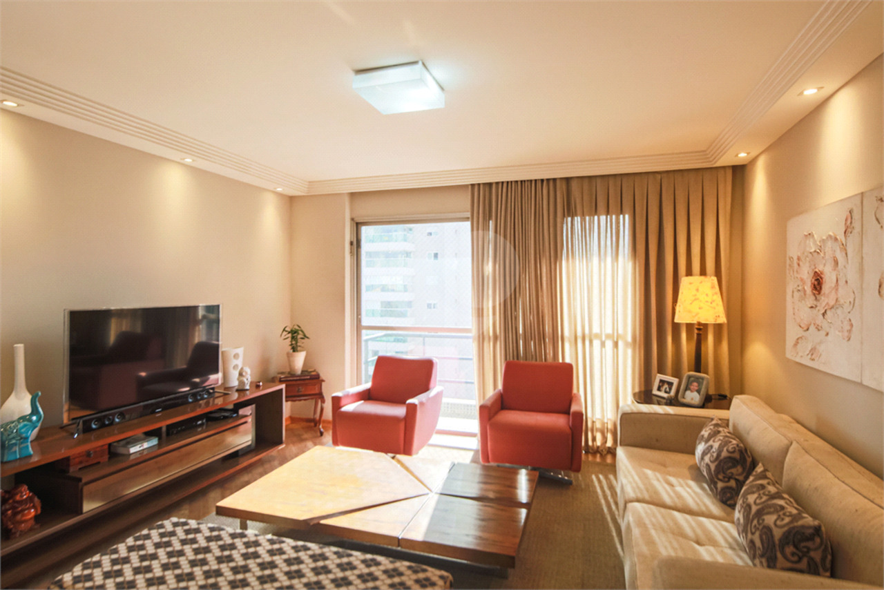 Apartamento com 3 quartos à venda, 132m² em Rua Dom Manuel, Brooklin Paulista, Sao Paulo, SP