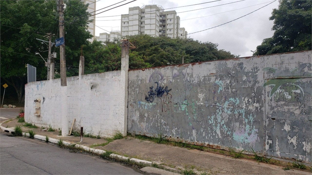 Comercial com 0 quartos à venda, 587m² em Rua Sargento José Martins Dias, Jardim Marajoara, São Paulo, SP