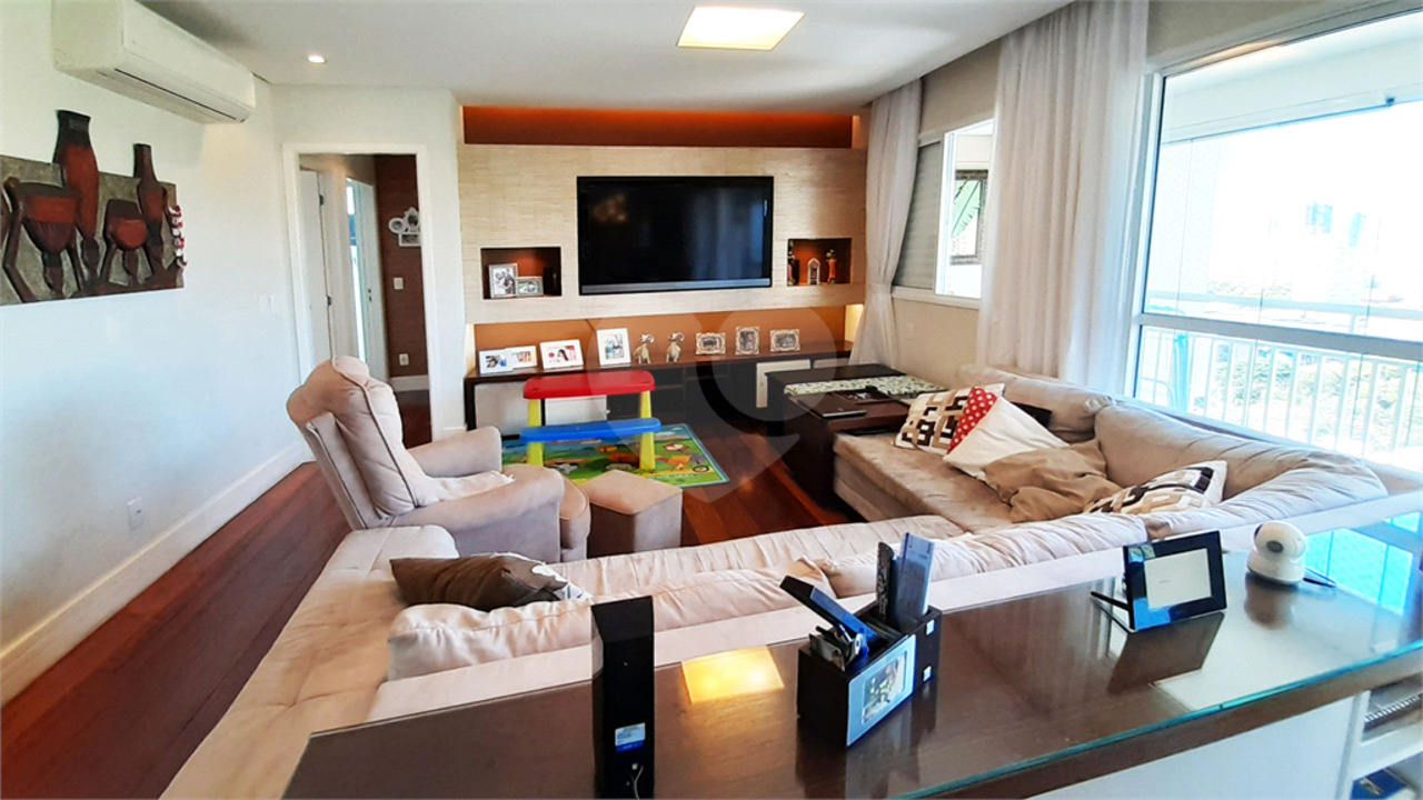 Apartamento com 3 quartos à venda, 148m² em Rua Doutor Artur Orlando Silva, Alto da Boa Vista, São Paulo, SP
