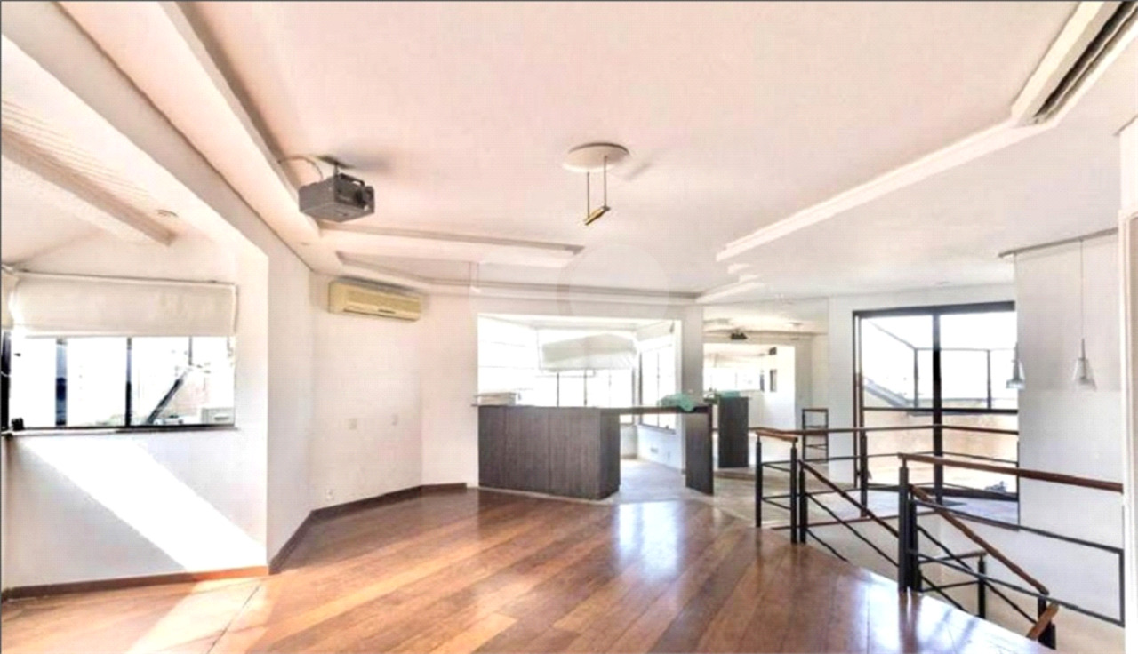Cobertura com 3 quartos à venda, 300m² em Brooklin Paulista, São Paulo, SP