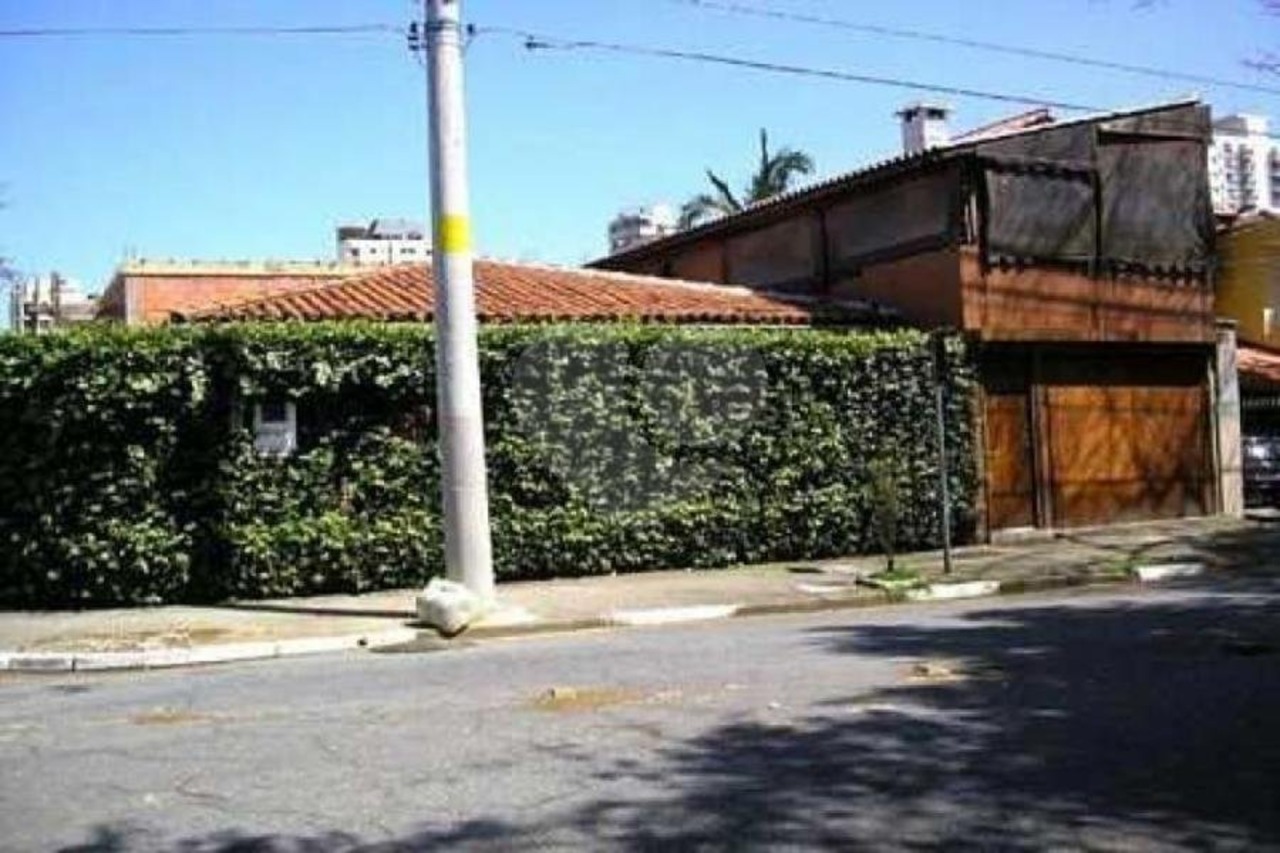 Casa com 2 quartos à venda, 150m² em Rua Sebastião Paes, Campo Belo, São Paulo, SP