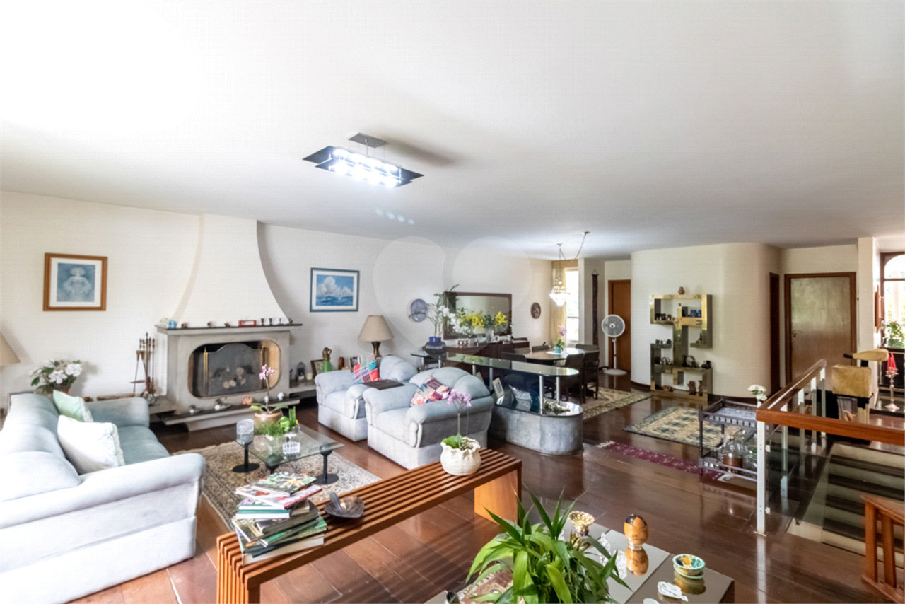 Casa com 4 quartos à venda, 447m² em Rua Marechal Renato Paquet, Jardim Marajoara, São Paulo, SP