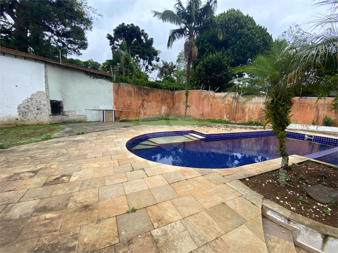 Terreno com 1 quartos à venda, 675m² em Interlagos, São Paulo, SP