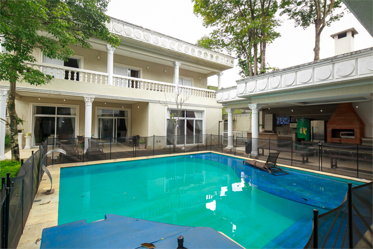 Casa com 6 quartos à venda, 1100m² em Rua Isabel Schmidt, Alto da Boa Vista, São Paulo, SP