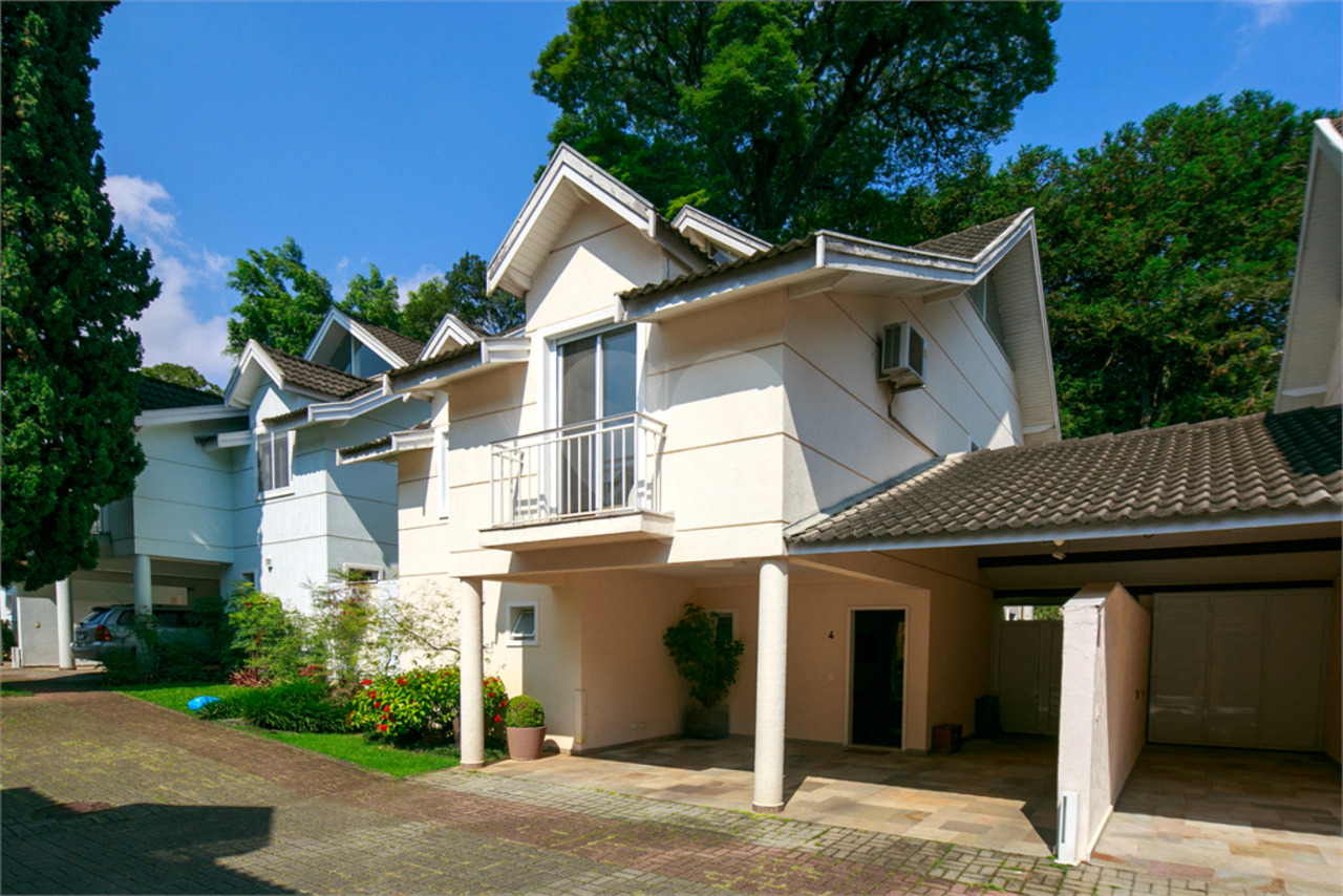 Casa com 4 quartos à venda, 336m² em Rua Cambé, Alto da Boa Vista, São Paulo, SP