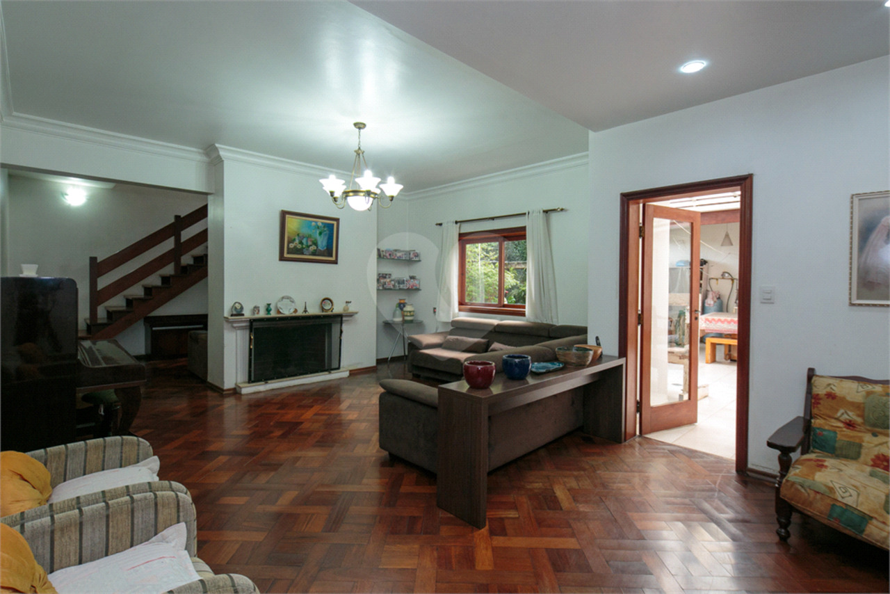 Casa com 5 quartos à venda, 321m² em Rua Barbosa Lopes, Granja Julieta, São Paulo, SP