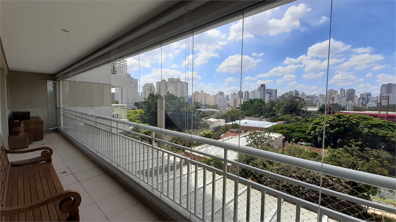 Apartamento com 4 quartos à venda, 148m² em Indianópolis, São Paulo, SP