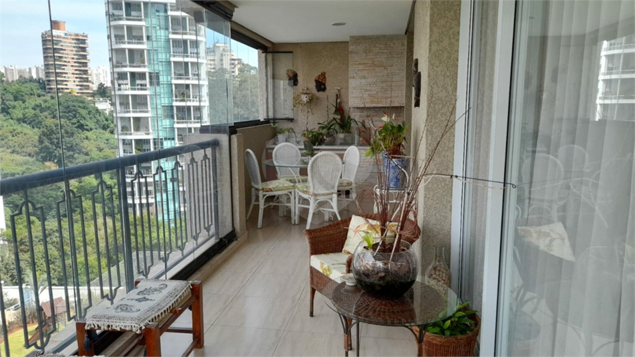 Apartamento com 4 quartos à venda, 233m² em Rua Coronel Francisco de Oliveira Simões, Panamby, São Paulo, SP