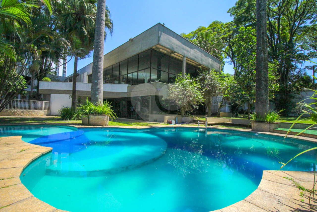 Casa com 4 quartos à venda, 768m² em Alto da Boa Vista, São Paulo, SP