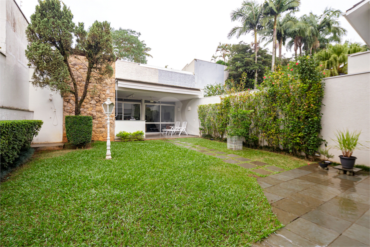 Casa com 4 quartos à venda, 419m² em Rua Canumá, Jardim dos Estados, São Paulo, SP