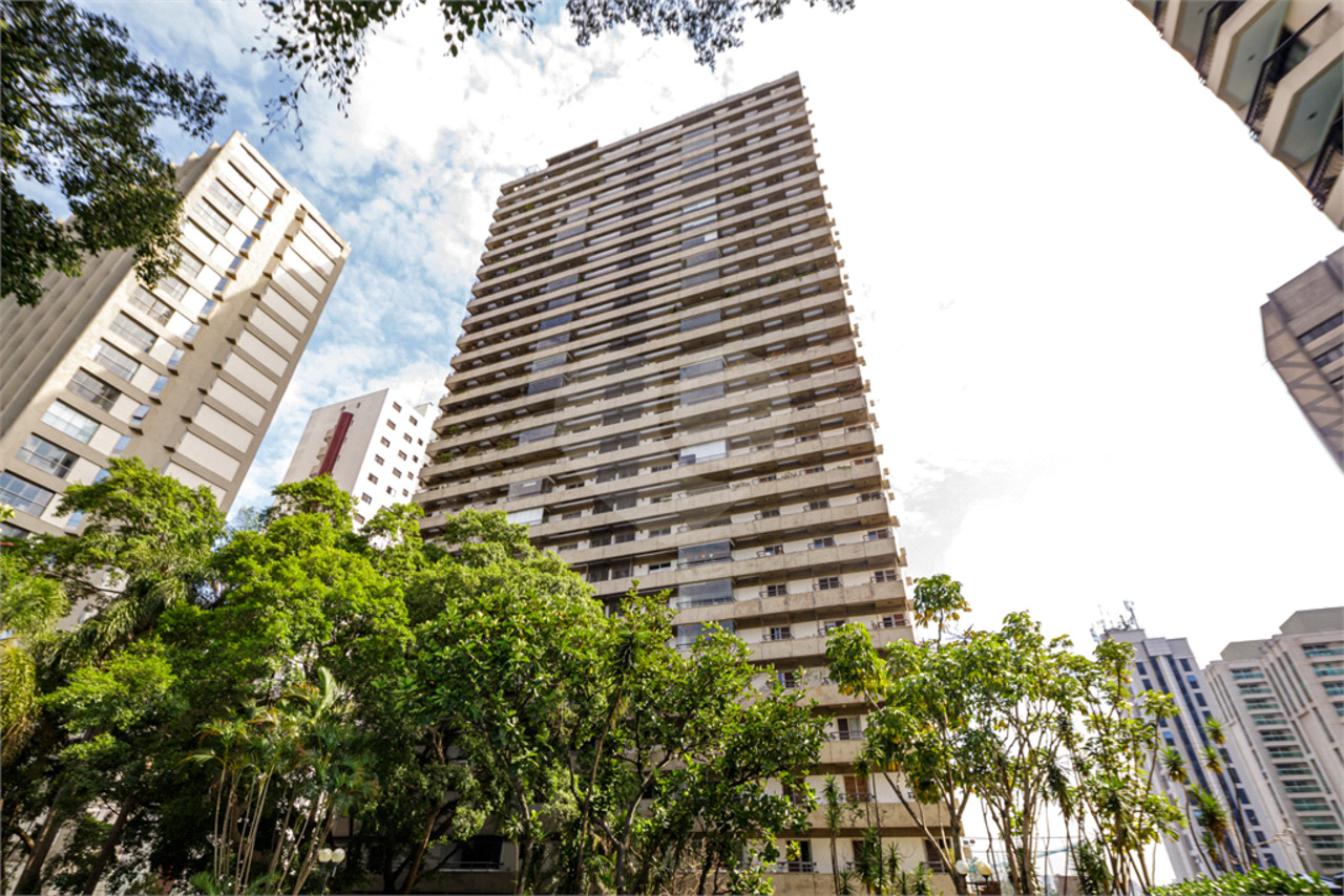 Apartamento com 3 quartos à venda, 156m² em Alto da Boa Vista, São Paulo, SP