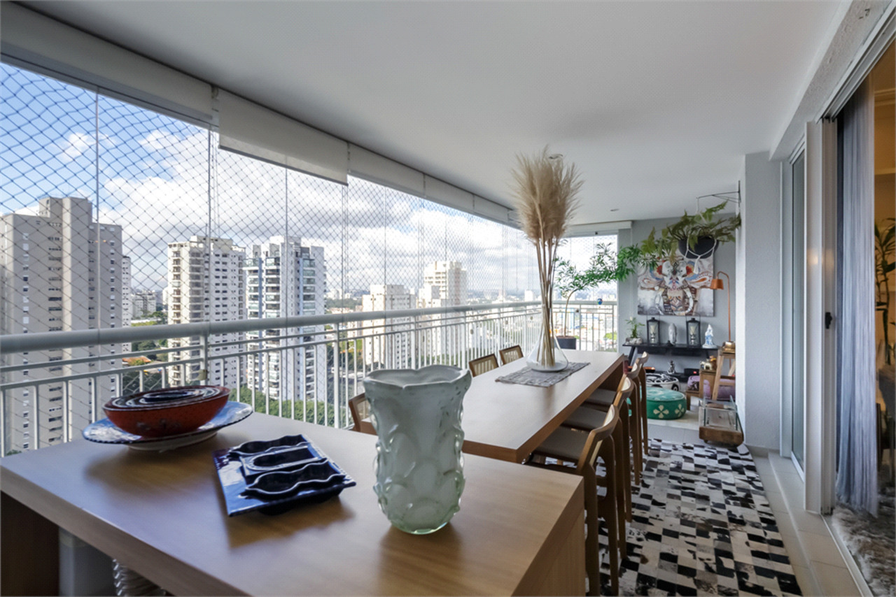 Apartamento com 4 quartos à venda, 135m² em Avenida Professor Rubens Gomes de Souza, Alto da Boa Vista, São Paulo, SP