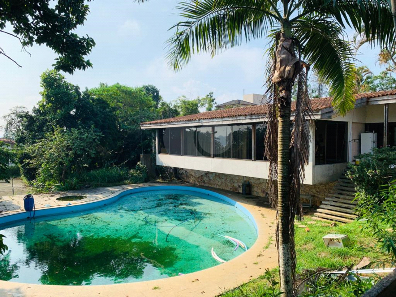 Casa com 4 quartos à venda, 678m² em Rua Roger Chaffee, Interlagos, São Paulo, SP