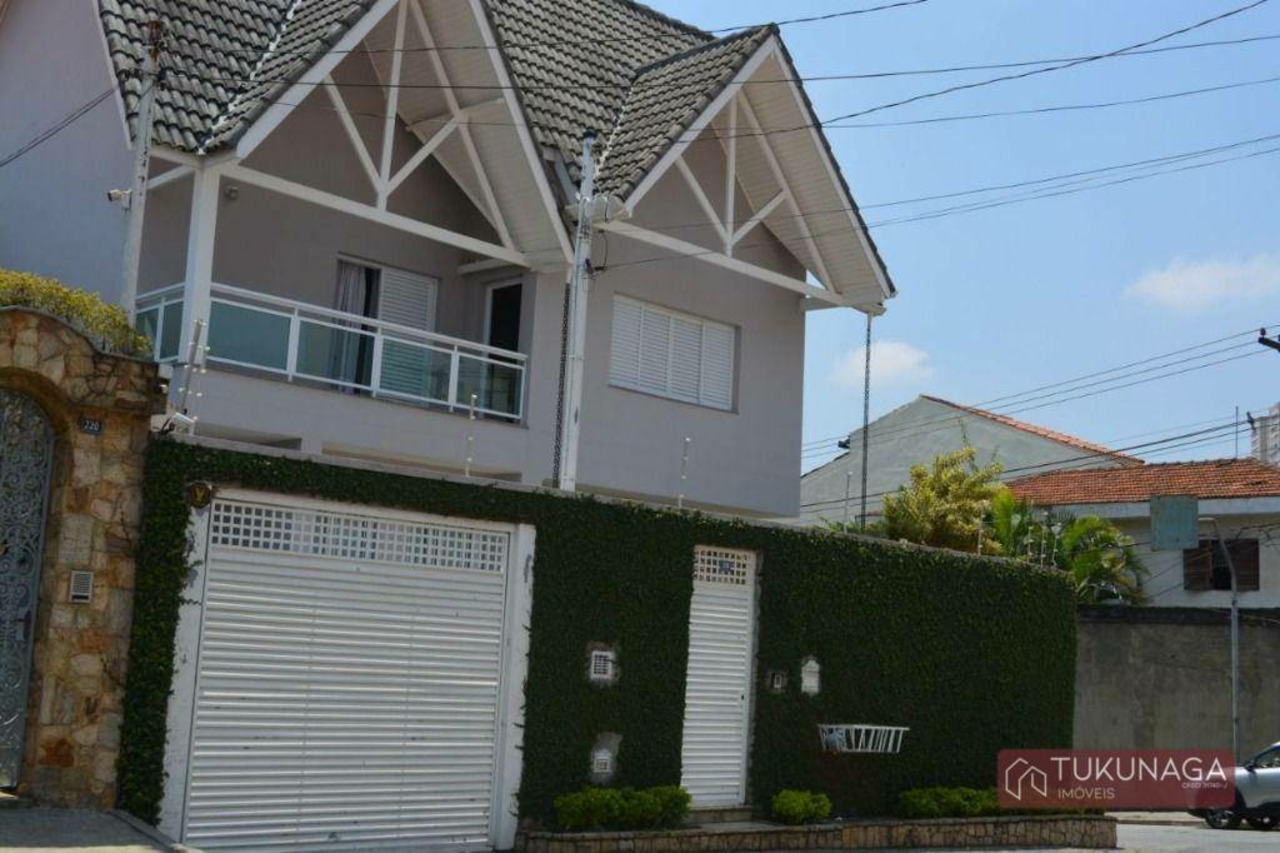 Casa com 5 quartos à venda, 451m² em Rua Santo Antônio, Vila Galvão, Guarulhos, SP
