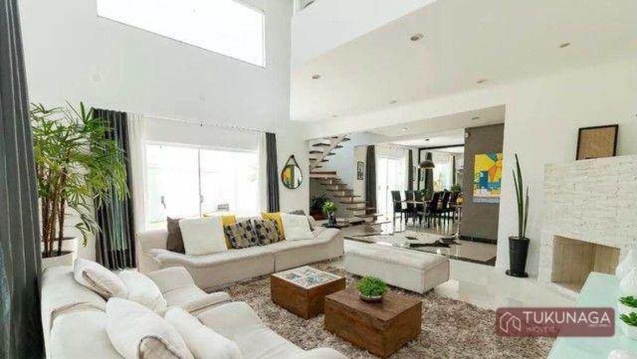 Casa com 3 quartos à venda, 360m² em Rua Prefeito Rinaldo Poli, Jardim Rosa de Franca, Guarulhos, SP