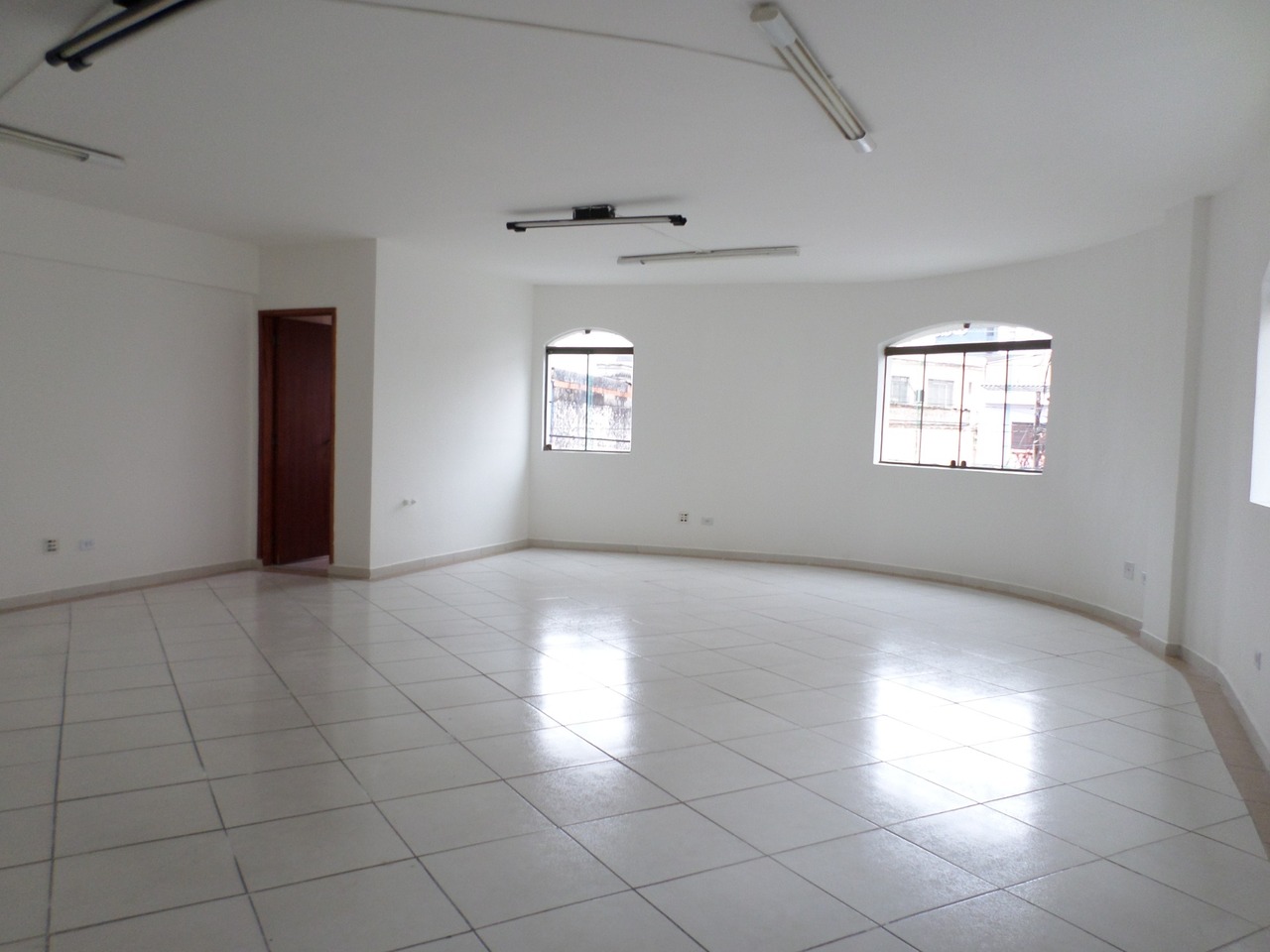 Comercial com 0 quartos para alugar, 230m² em Parque São Pedro, São Bernardo do Campo, SP
