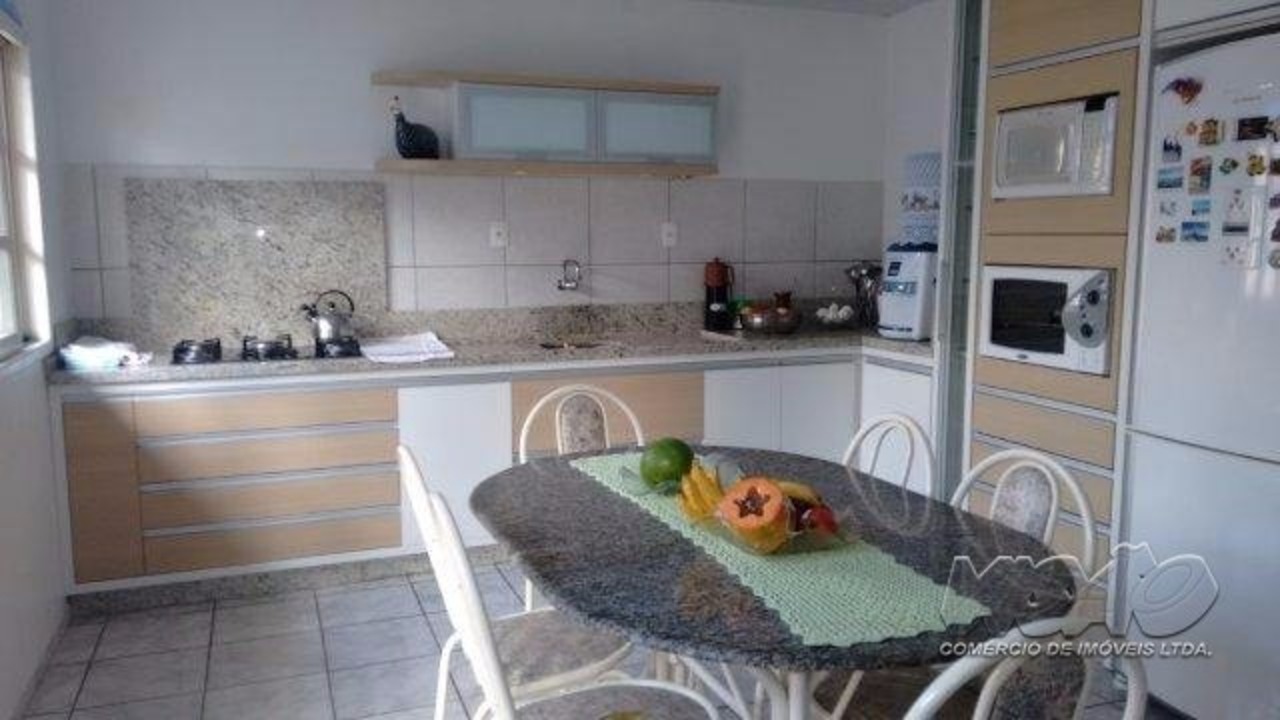 Casa com 4 quartos à venda, 120m² em Ponta de Baixo, São José, SC