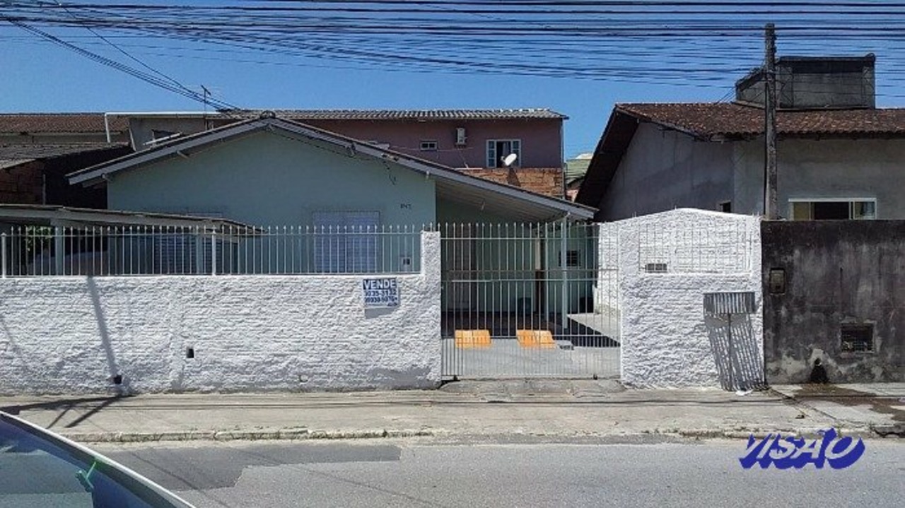 Casa com 3 quartos à venda, 180m² em Rua Flor do Campo, Serraria, São José, SC