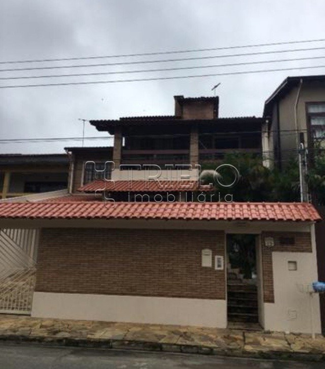 Sobrado com 3 quartos à venda, 245m² em Vila Suissa, Mogi das Cruzes, SP