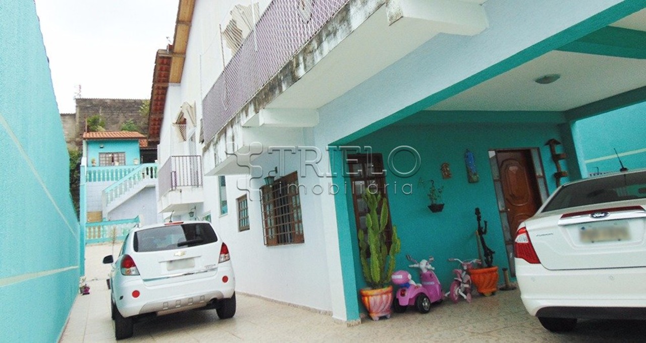Sobrado com 3 quartos à venda, 187m² em Vila Oliveira, Mogi das Cruzes, SP