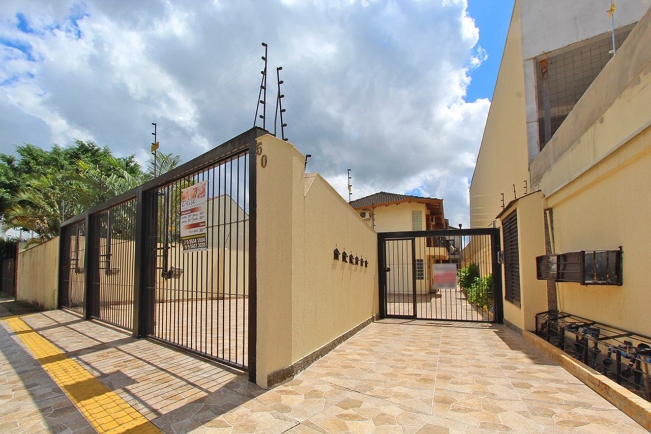 Casa de Condomínio com 3 quartos à venda, 90m² em Rua Doutor Miguel Vieira Ferreira, Nossa Senhora das Graças, Canoas, RS
