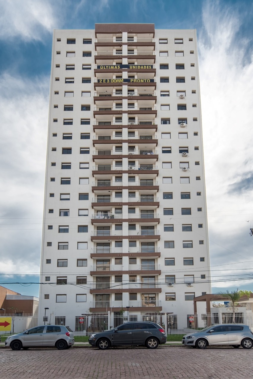Apartamento com 3 quartos à venda, 81m² em Porto Alegre, RS