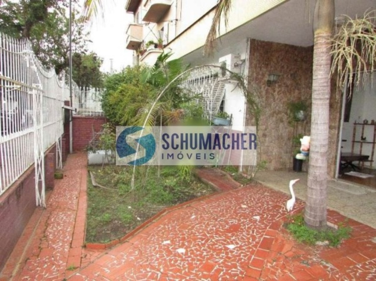 Casa com 4 quartos à venda, 221m² em Porto Alegre, RS