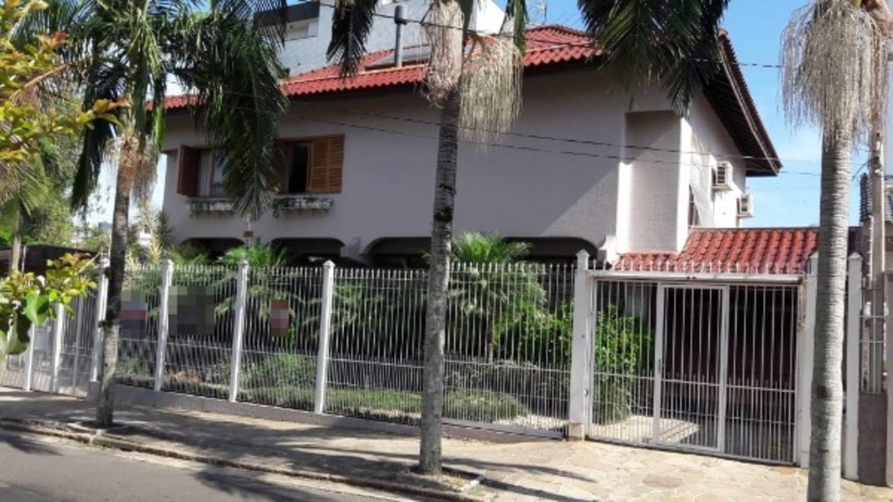 Casa com 3 quartos à venda, 400m² em Jardim Lindóia, Porto Alegre, RS