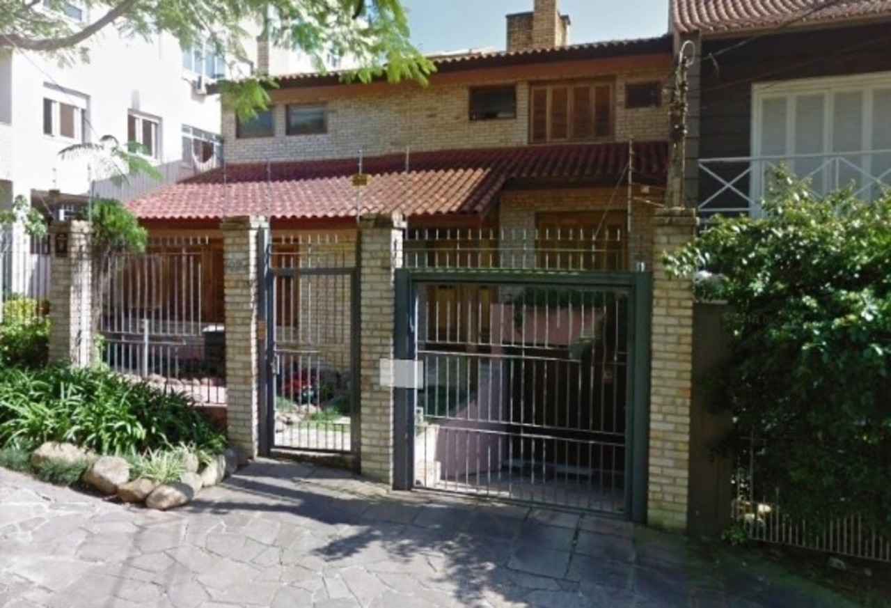 Sobrado com 4 quartos à venda, 350m² em Sarandi, Porto Alegre, RS