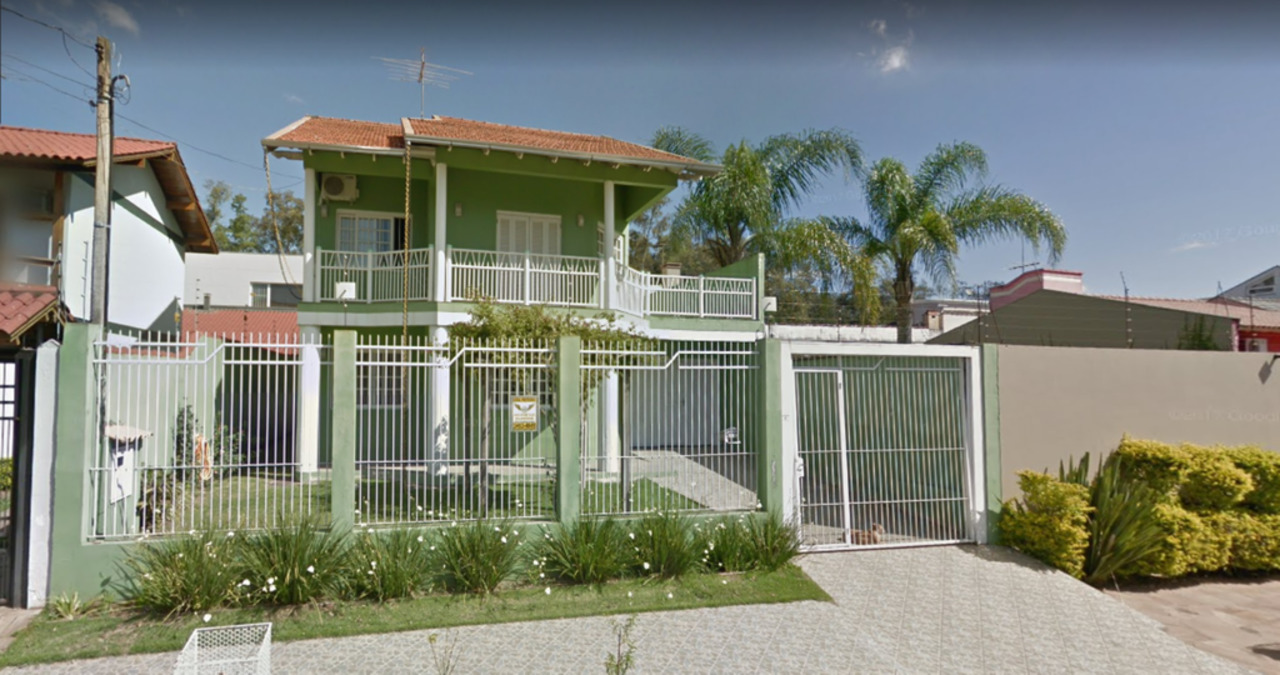 Casa com 3 quartos à venda, 181m² em Canoas, RS