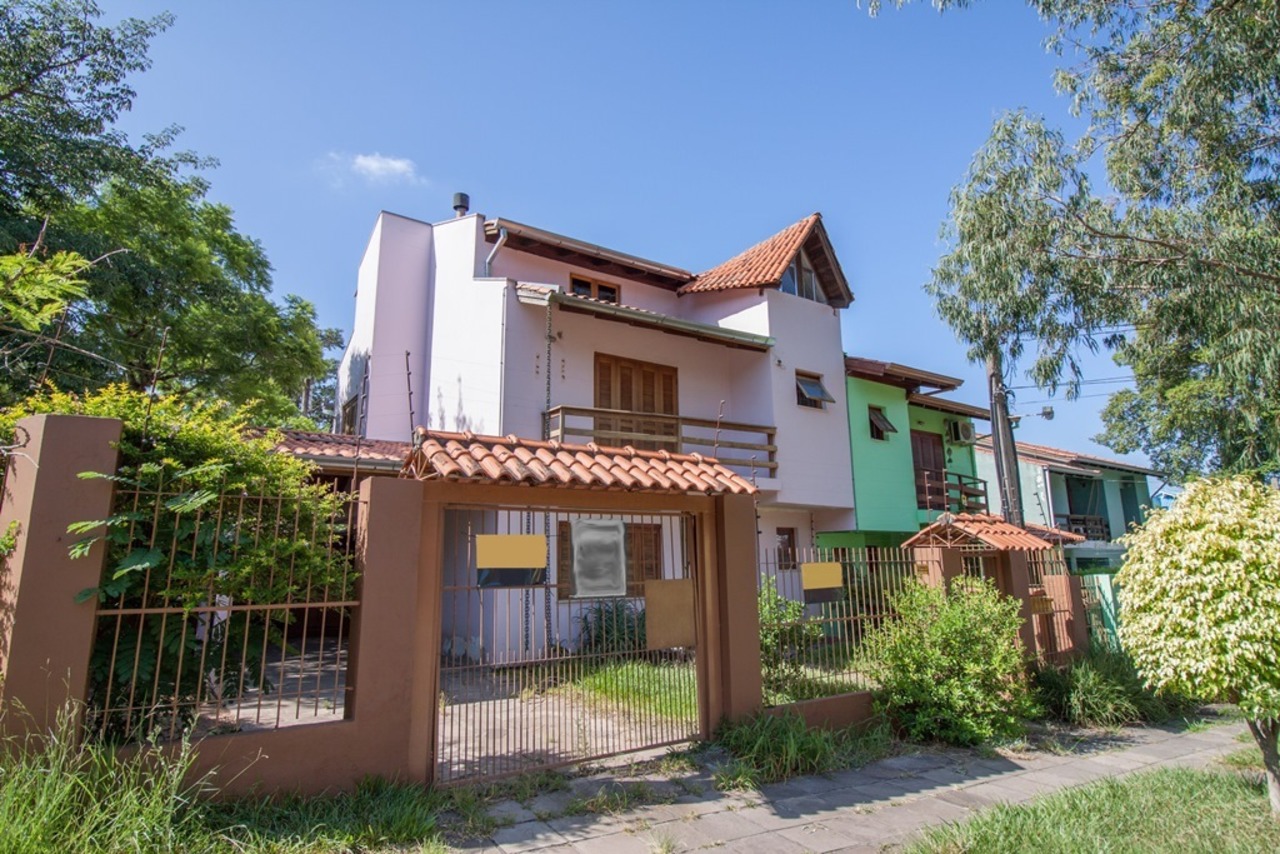 Casa com 3 quartos à venda, 135m² em Guarujá, Porto Alegre, RS