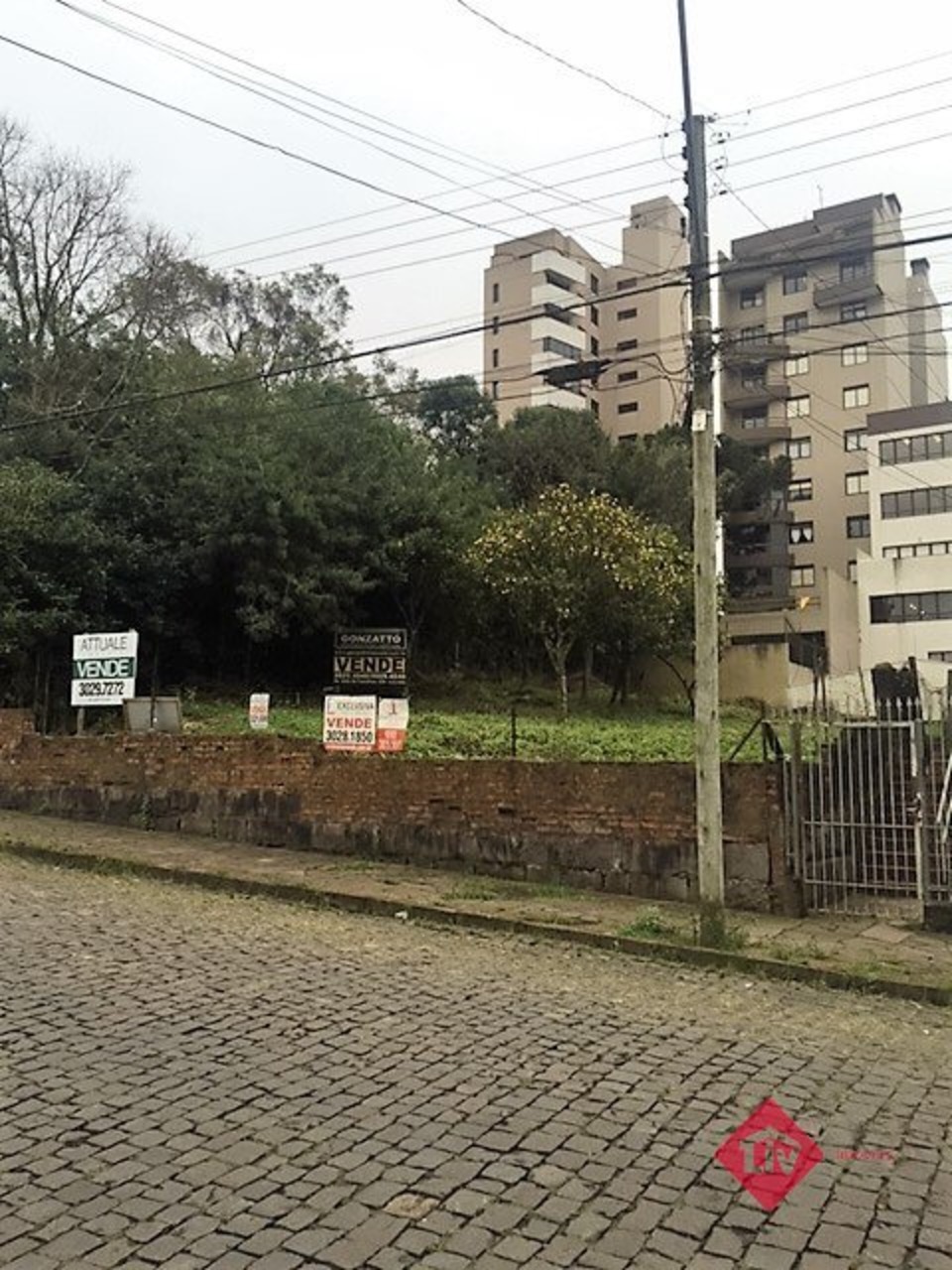 Terreno com 0 quartos à venda, 1080m² em Avenida Independência, Cristo Redentor, Caxias do Sul, RS