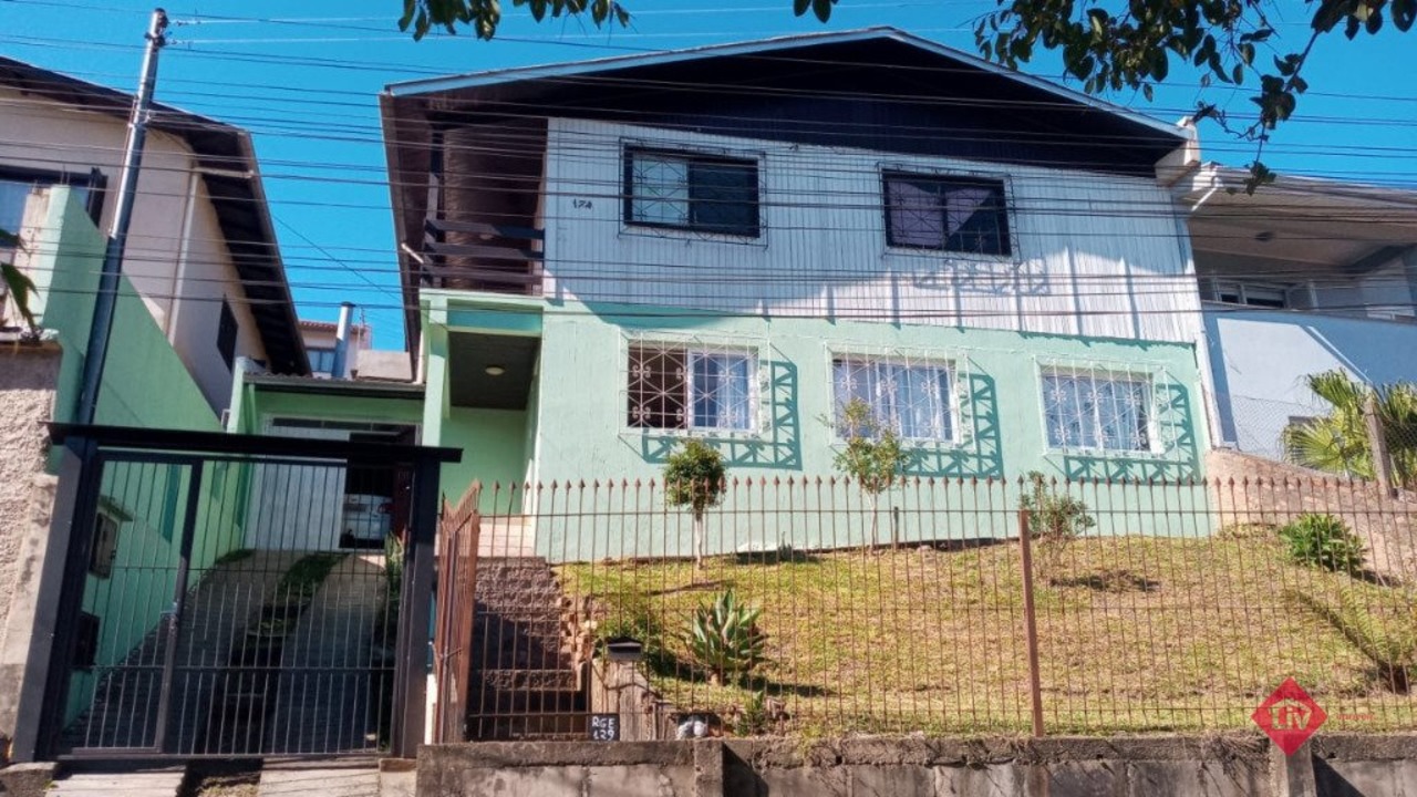 Casa com 3 quartos à venda, 140m² em Rua Claudino Antônio Brisotto, Universitário, Caxias do Sul, RS
