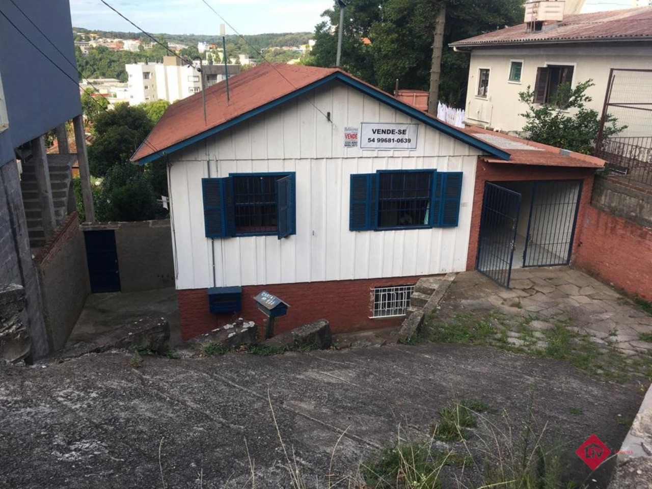 Casa com 3 quartos à venda, 100m² em Rua Professora Viero, Madureira, Caxias do Sul, RS
