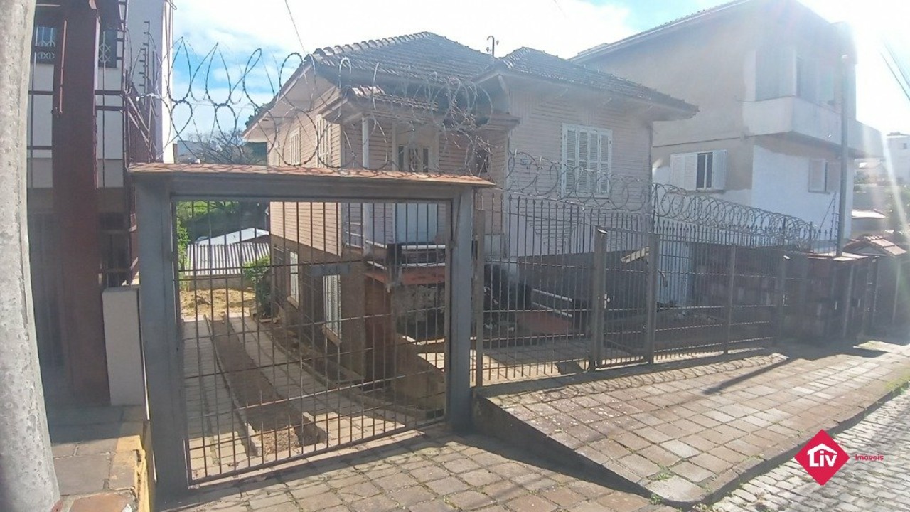 Terreno com 0 quartos à venda, 242m² em Rua Marechal Floriano, Pio X, Caxias do Sul, RS