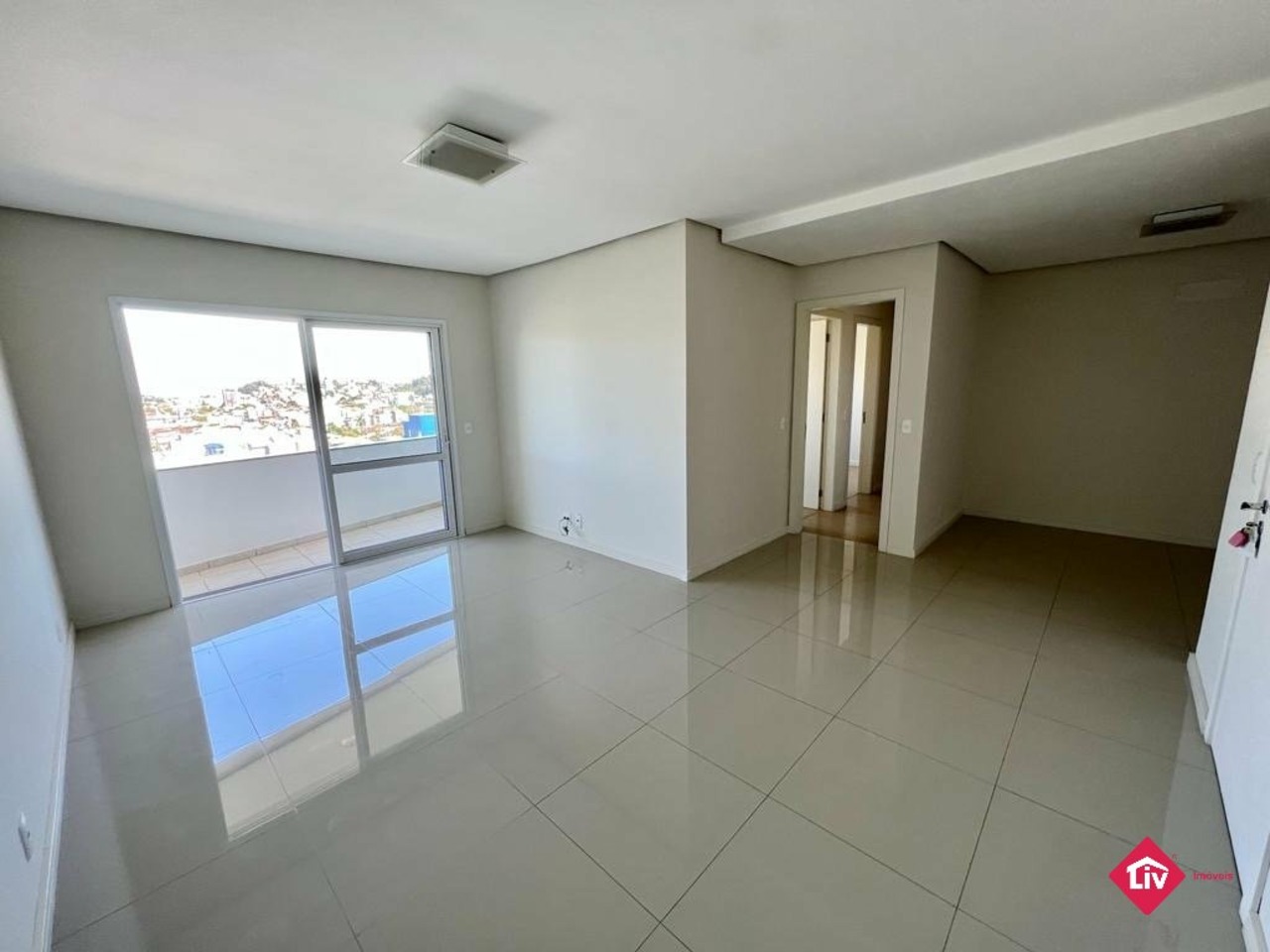 Apartamento com 3 quartos à venda, 114m² em Rua Victório Buzelatto, Madureira, Caxias do Sul, RS