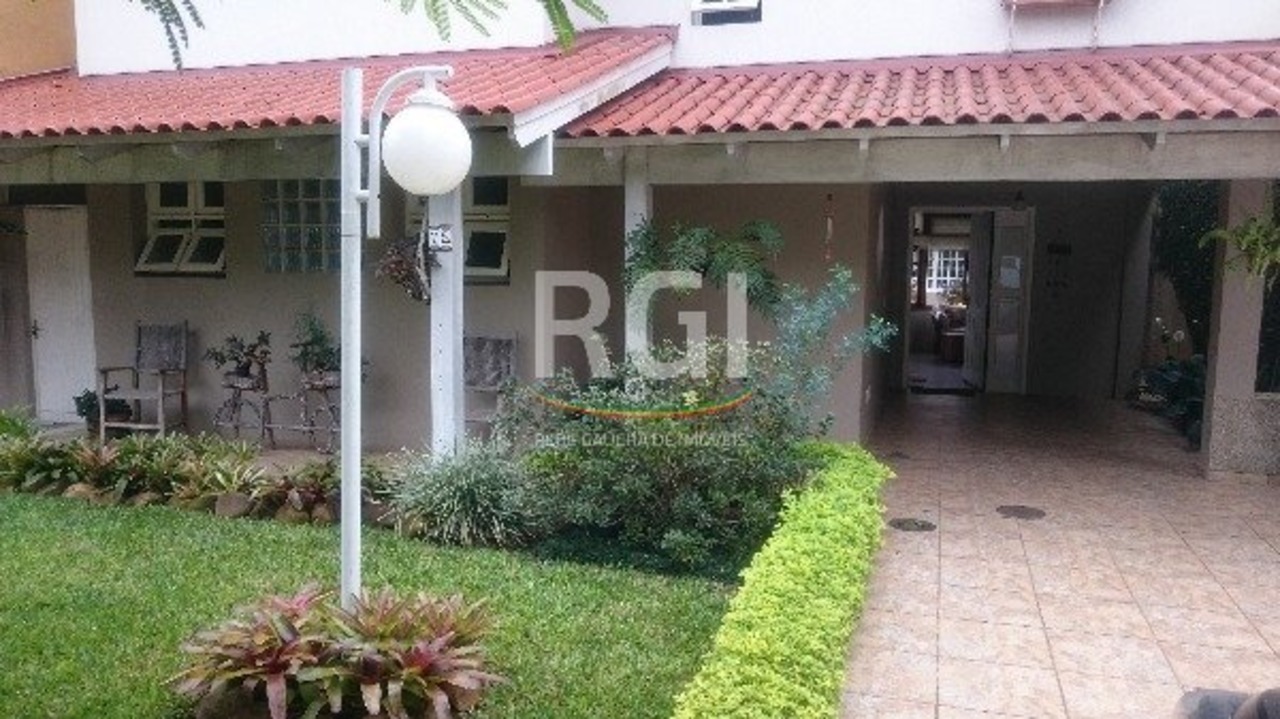 Casa de Condomínio com 5 quartos client, 350m² em Cavalhada, Porto Alegre, RS