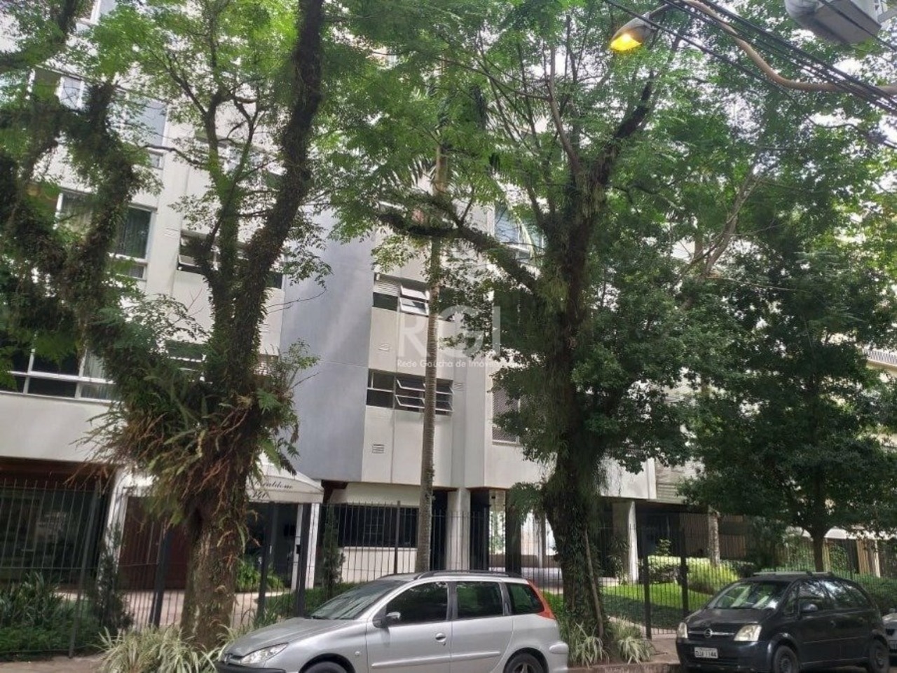 Apartamento com 3 quartos à venda, 130m² em Rua Doutor Florêncio Ygartua, Moinhos de Vento, Porto Alegre, RS