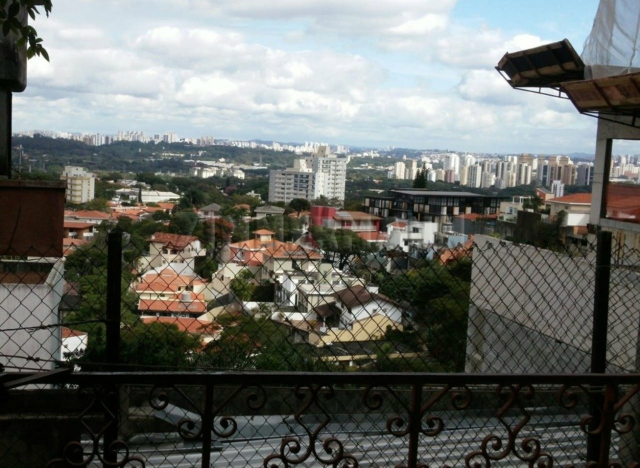 Casa com 5 quartos à venda, 224m² em Vila Madalena, São Paulo, SP