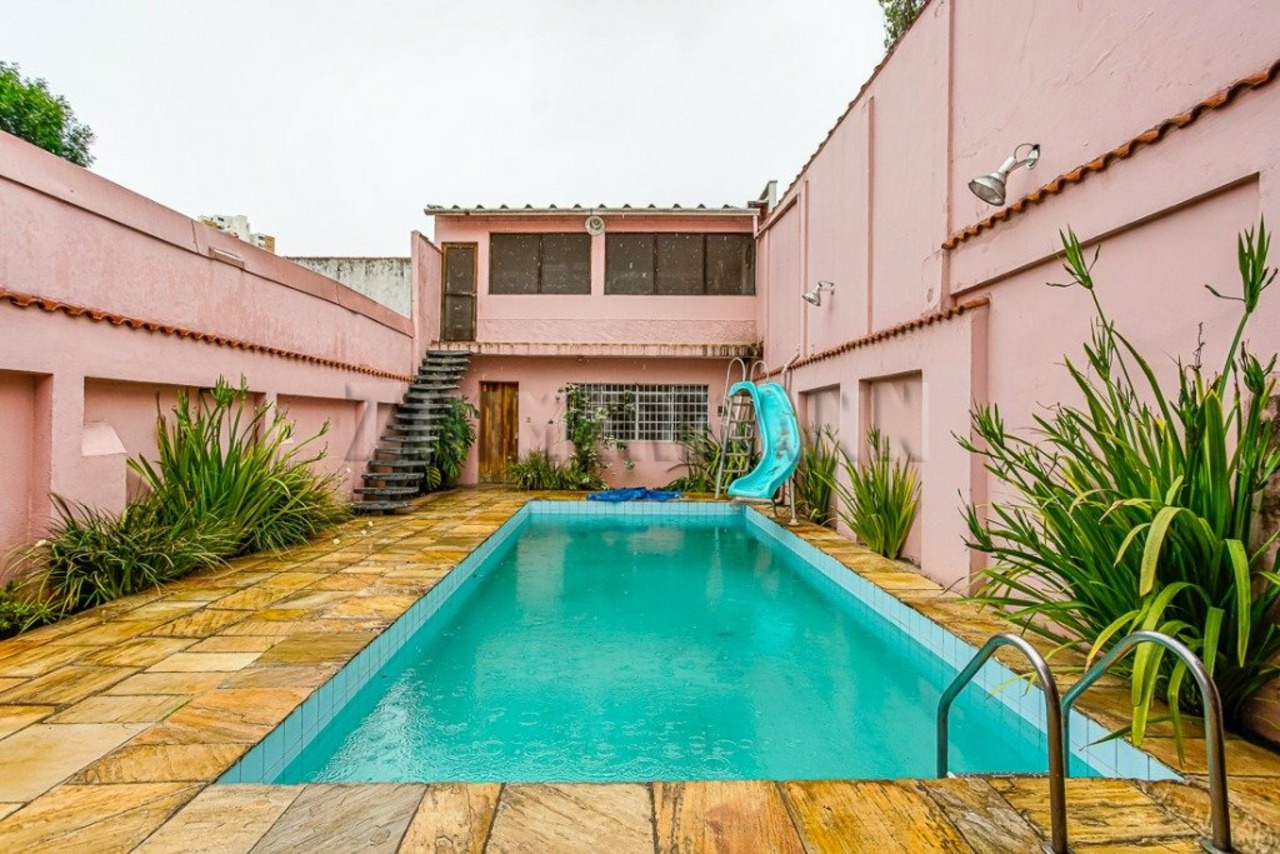 Casa com 3 quartos à venda, 220m² em Rua Coriolano, Vila Romana, São Paulo, SP