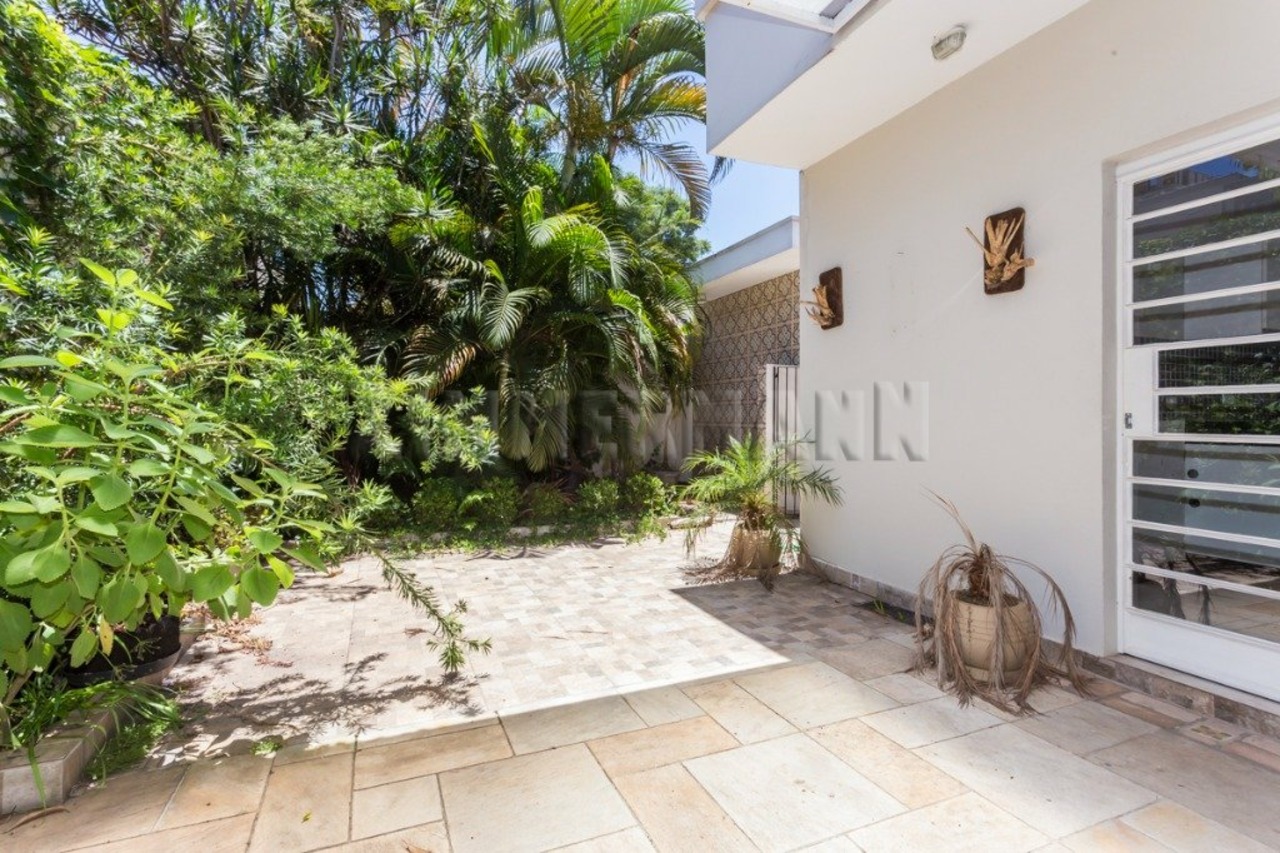Casa com 3 quartos à venda, 330m² em Avenida Pedroso de Morais, Alto de Pinheiros, São Paulo, SP